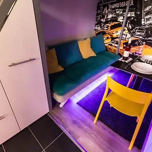 https://bpr-klauzal-design-apartment.inbudapesthotels.com